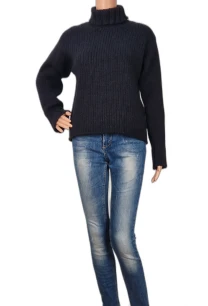 Пуловер Lalique